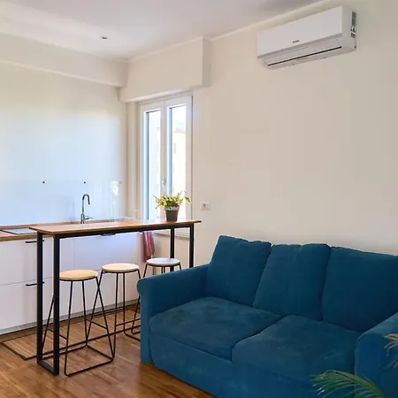 アパート Cozy Pigneto Flat With Balcony