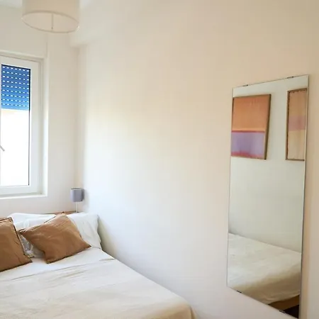 Cozy Pigneto Flat With Balcony アパート